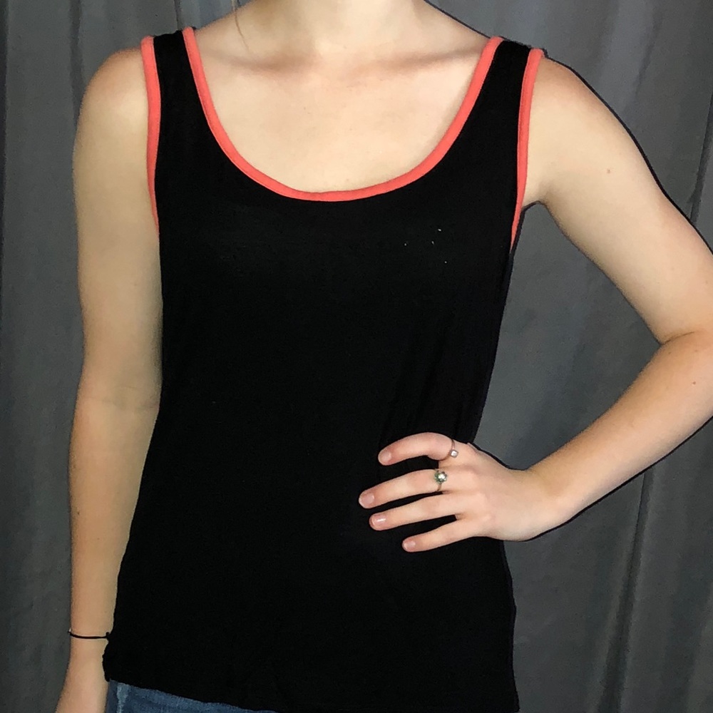 Black Tank